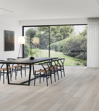 10351262 2 B scaled 2be42528