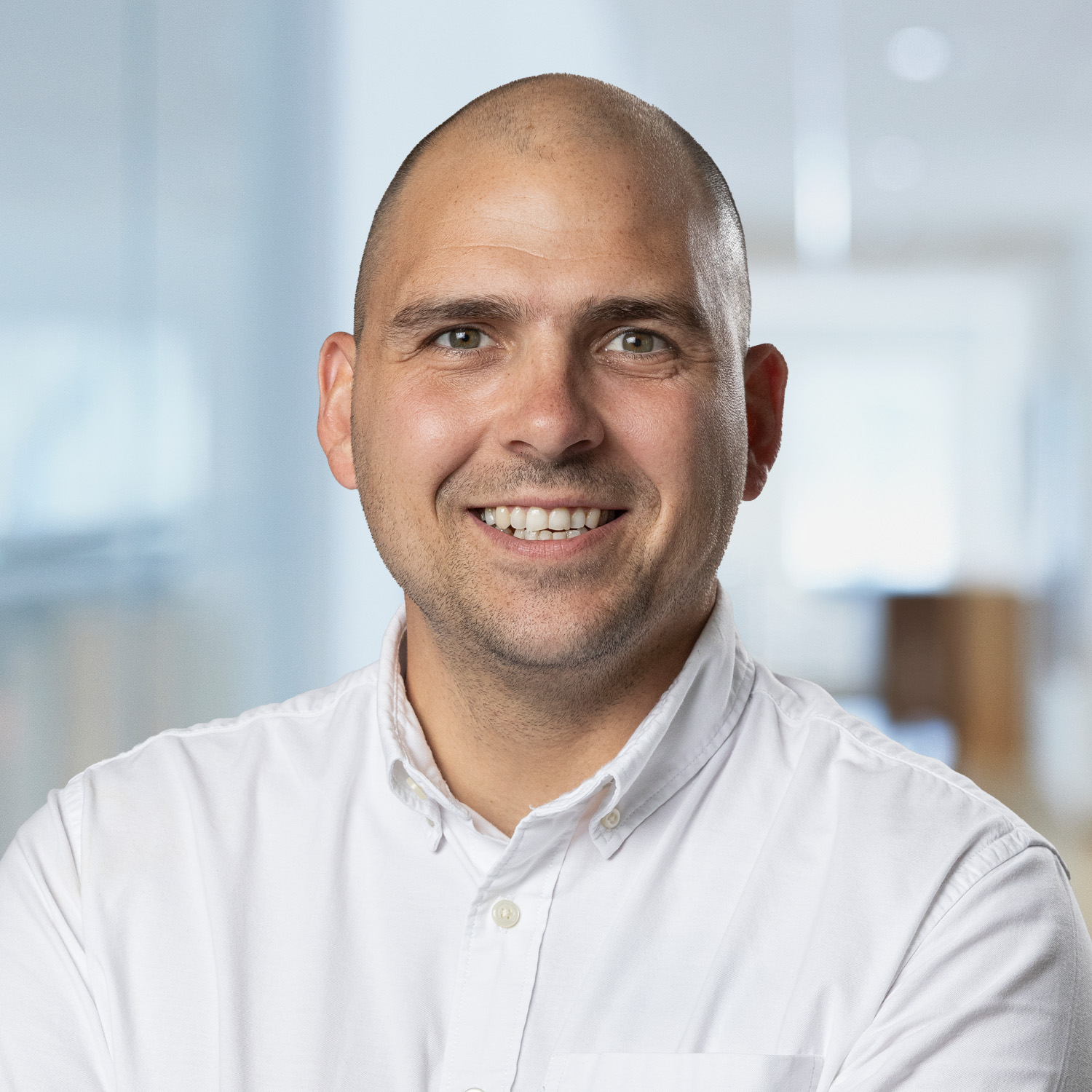 Kontakt 4 Emil Oestergaard Web