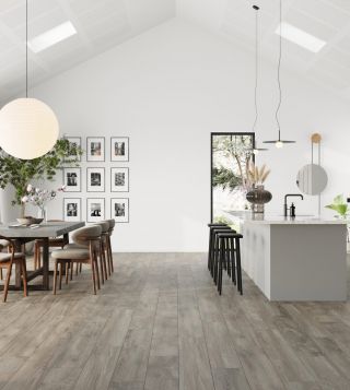 10351266 2 B scaled dbd9139f